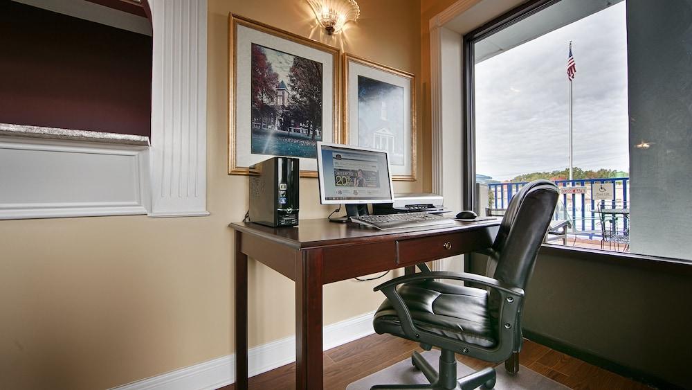 Quality Inn Barbourville Экстерьер фото