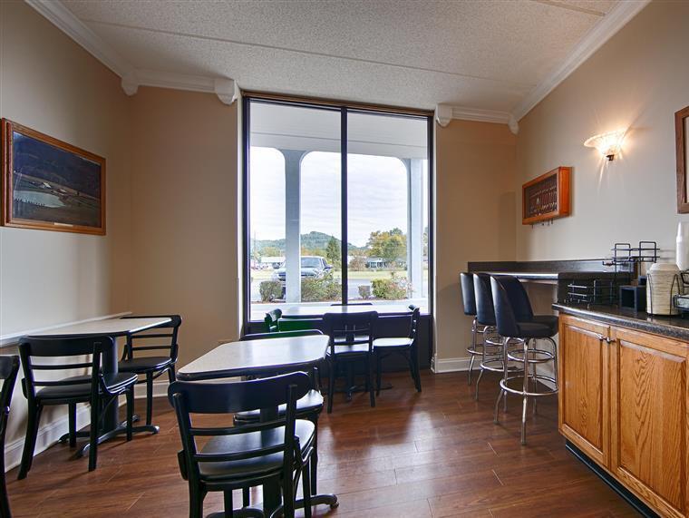 Quality Inn Barbourville Экстерьер фото
