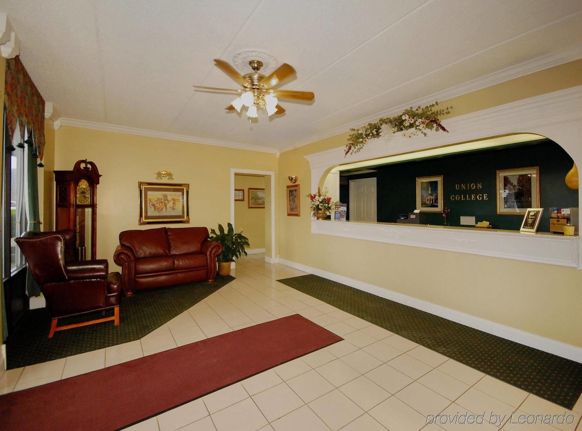 Quality Inn Barbourville Интерьер фото